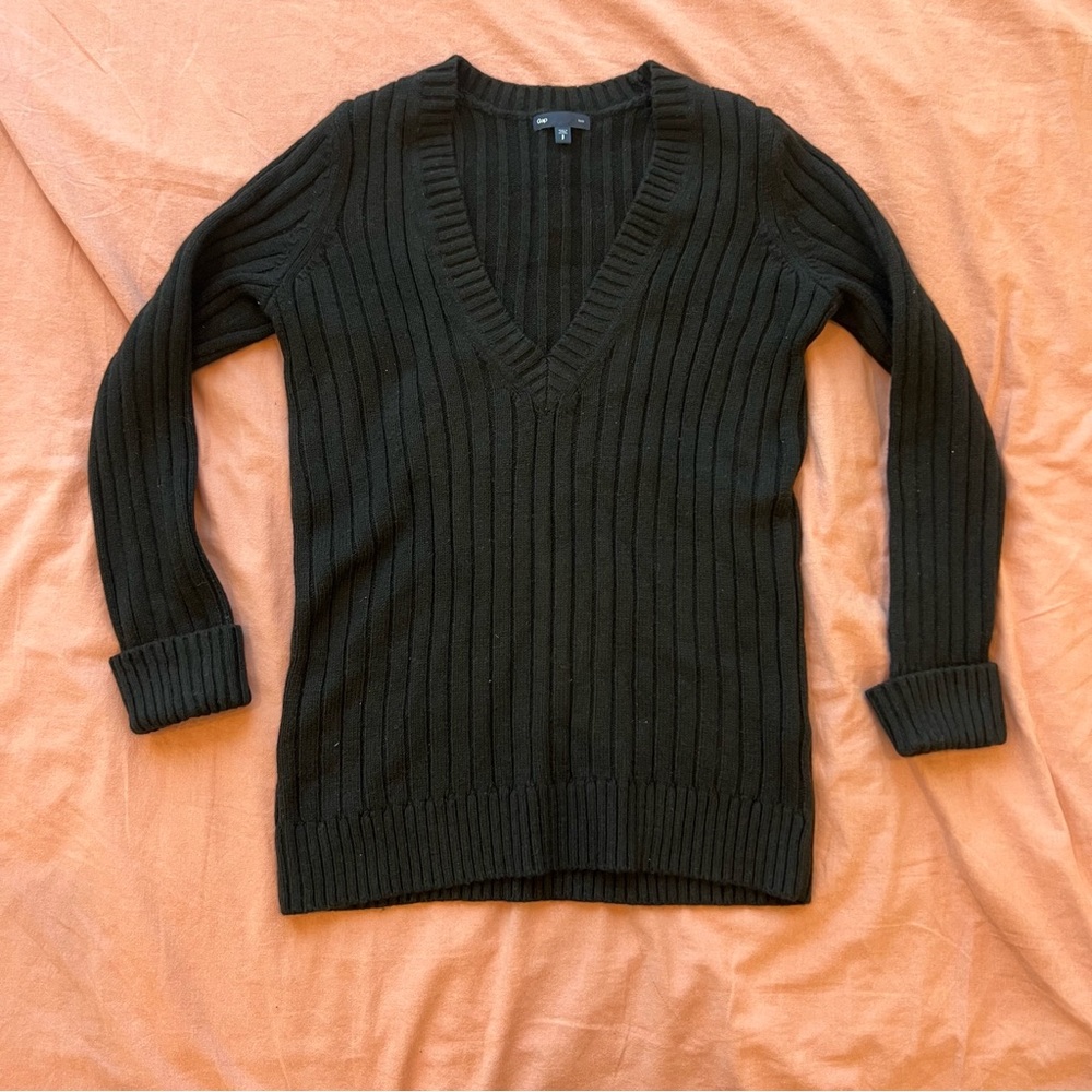 GAP Black V Neck Knit Sweater